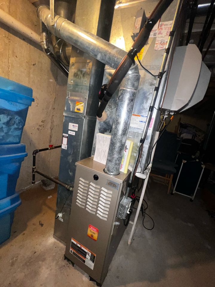 Itasca, IL - Performing annual furnace clean & check. Replacing dynamo air cleaner. Sanitizing & replacing humidifier pad. Itasca, IL - Performing annual furnace clean & check. Replacing dynamo air cleaner. Sanitizing & replacing humidifier pad.