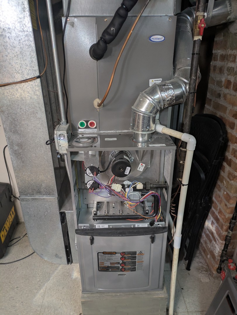 performing maintenance on a 6yr Rheem system and oxypure maintenance bulb replacement 