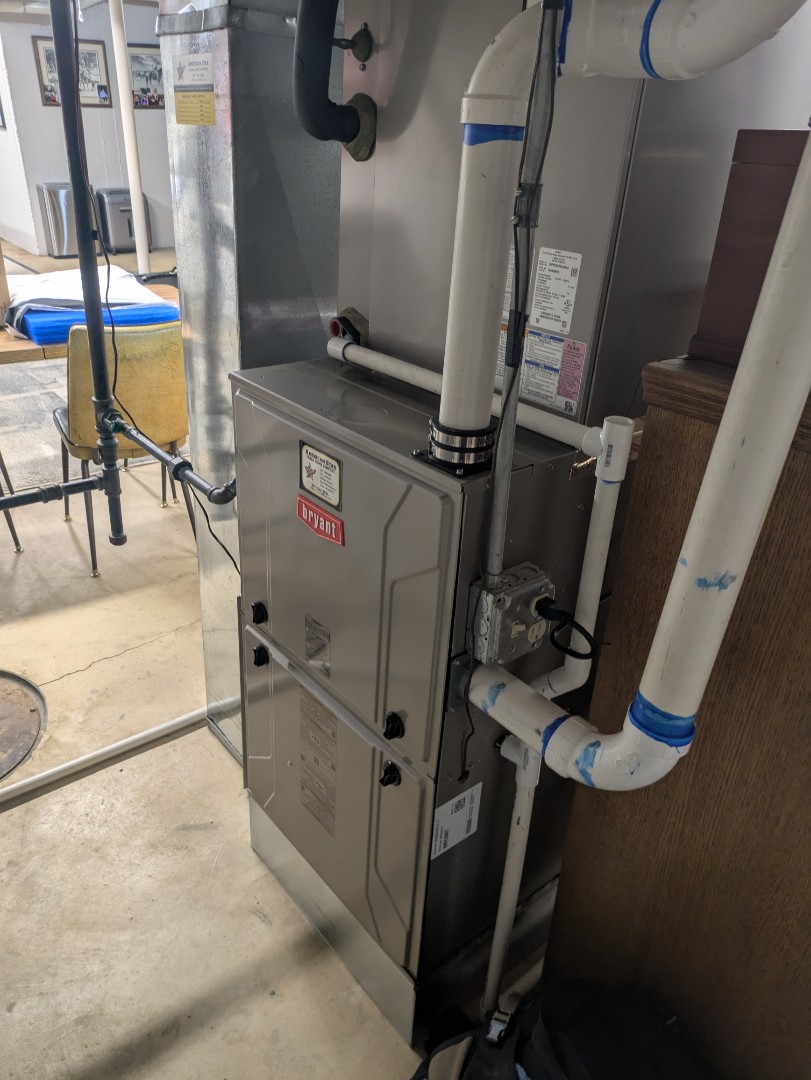 Bartlett, IL - performing maintenance on a high efficiency Bryant heat pump system  Bartlett, IL - performing maintenance on a high efficiency Bryant heat pump system