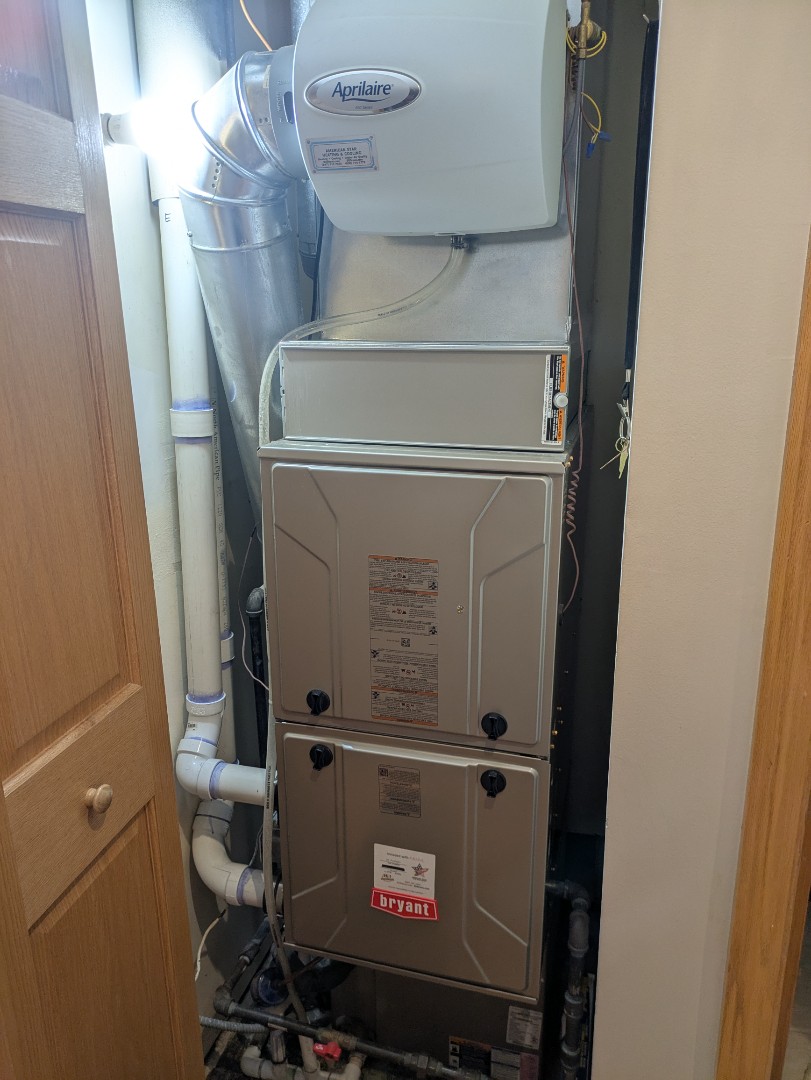 performing maintenance on a high efficiency Bryant system 