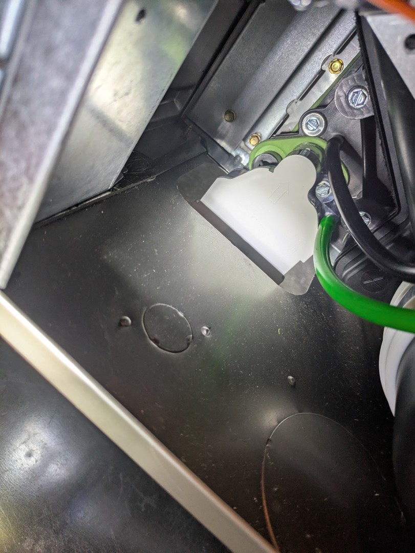 commissioning a brand new high efficiency Bryant heat pump system 