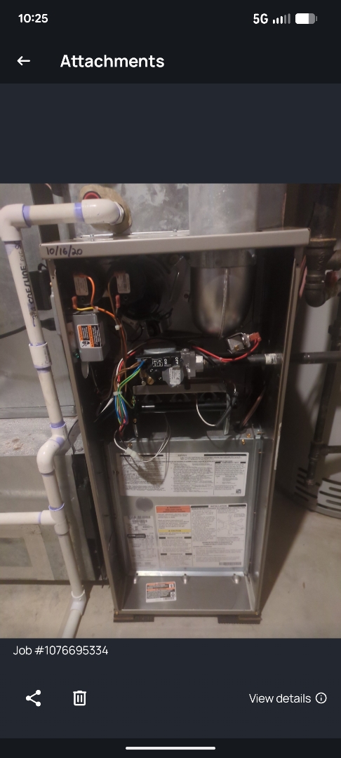 performing annual maintenance on a high efficiency Bryant system and performing humidifier maintenance 