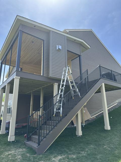Installed a Kozy Heat SP41 gas fireplace for a Wild Prairie Homes screen porch project. Completed the fireplace installation and tested the unit to ensure everything was operating properly. A great addition to this new porch!