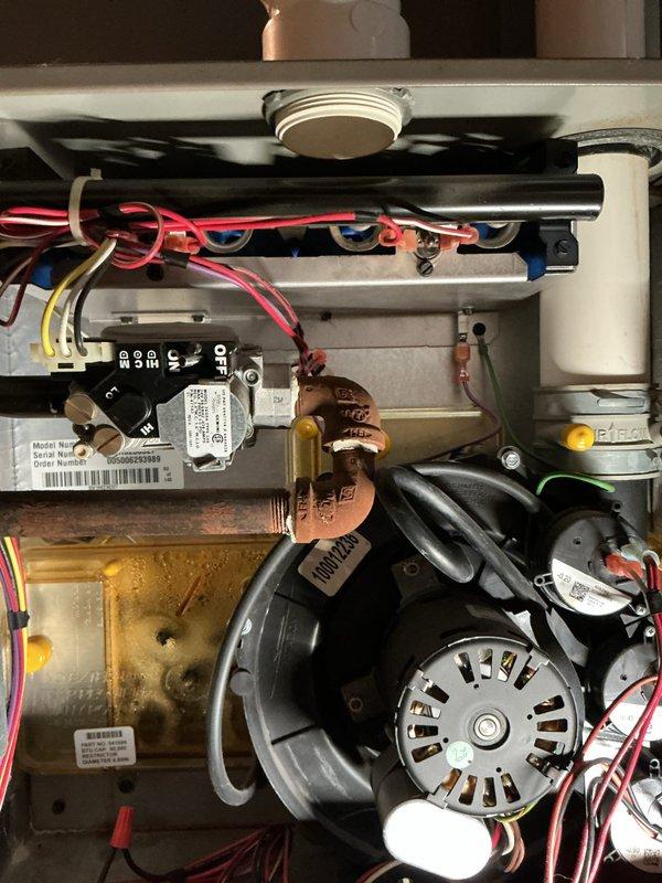 Successfully replaced faulty circuit board (S1-33102977000) in HVAC system as scheduled repair. Verified proper installation with multiple wire harness connections (red, yellow, green, white, blue, black) to control module. System restored to full operational status with new board confirmed through DSG supply.