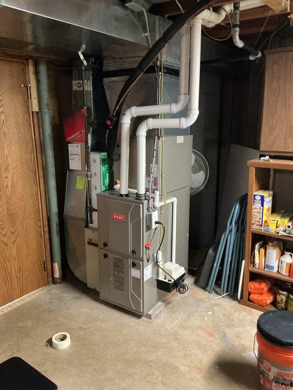Completed annual comprehensive maintenance on residential Bryant furnace system and water heater. Performed thorough inspection of HVAC equipment, verified proper operation of all components, checked electrical connections, inspected PVC venting and ductwork, and confirmed expansion tank pressure. All systems operating within normal parameters.
