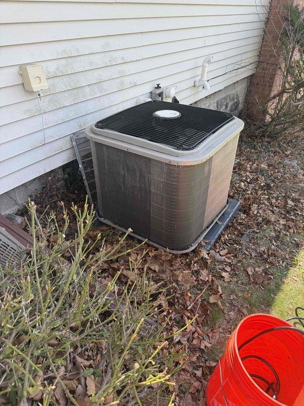 Completed annual cooling maintenance on residential AC system. Inspected outdoor condenser unit, verified proper operation of all components, and identified filter replacement needed. Recommended filter change to maintain optimal system performance and air quality.