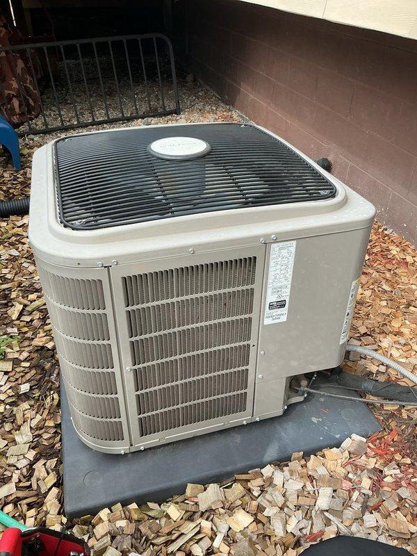Completed annual HVAC maintenance on residential air conditioning condenser unit. Performed comprehensive inspection of outdoor unit including examination of condenser coils, fan assembly, electrical connections, and refrigerant lines. Unit found to be in proper working condition with all components functioning as designed.