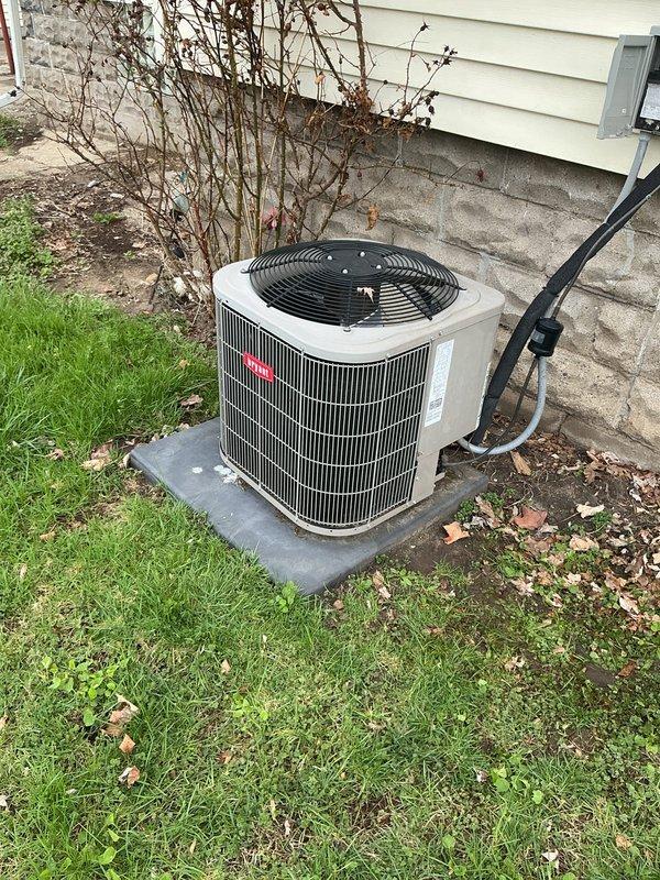 Completed routine preventive maintenance on residential central air conditioning system. Performed comprehensive inspection of outdoor condenser unit, verified electrical connections and voltage readings using digital multimeter, checked refrigerant lines and insulation integrity, and confirmed proper operation of condenser fan. All components found operating within normal parameters with no deficiencies noted at time of service.