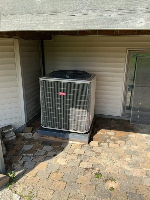 Completed routine preventative maintenance on residential air conditioning system. Performed comprehensive inspection of outdoor condensing unit, verified proper operation of all components, and documented equipment condition with photographs. Unit found in satisfactory operating condition with no immediate service needs identified.