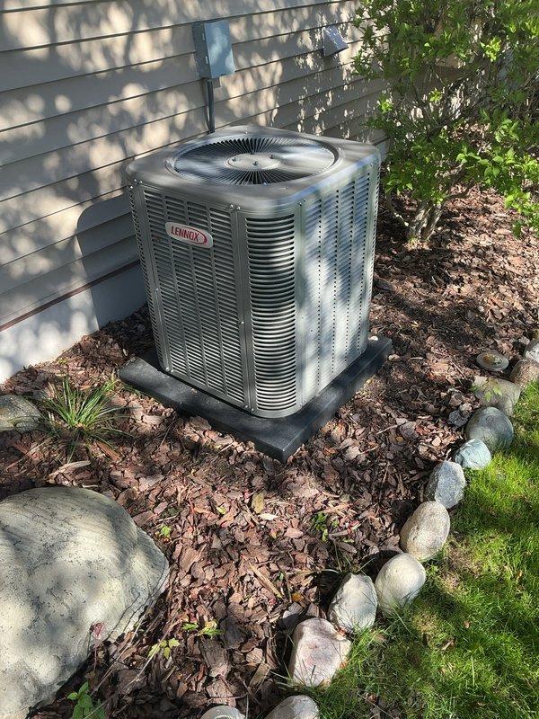Completed annual preventive maintenance on residential Lennox air conditioning system. Performed comprehensive inspection of outdoor condenser unit, verified proper operation of fan motor and compressor, cleaned condenser coils, and checked refrigerant levels. Unit found in good working condition with normal seasonal wear. All components operating within manufacturer specifications.