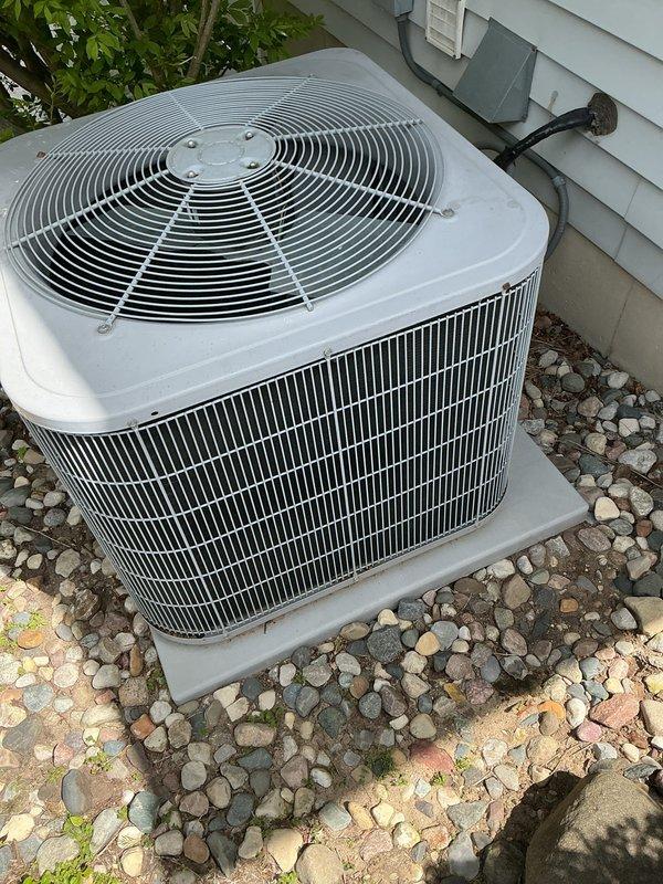 Completed annual Air Care maintenance on residential air conditioning system. Performed comprehensive tune-up of outdoor condenser unit, including inspection of fan assembly, heat exchanger coils, electrical connections, and refrigerant lines. Unit operating properly with no issues found; system ready for cooling season.