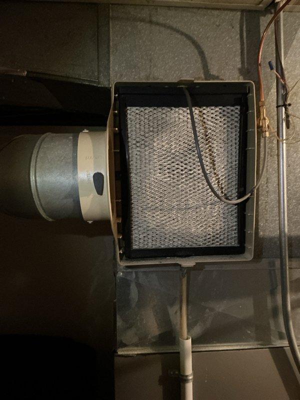 Completed annual cooling maintenance on Carrier HVAC system. Inspected air handling unit, replaced 16x25x4 3M pleated air filters, and verified proper filter housing operation and airflow. All equipment found operating within normal parameters.