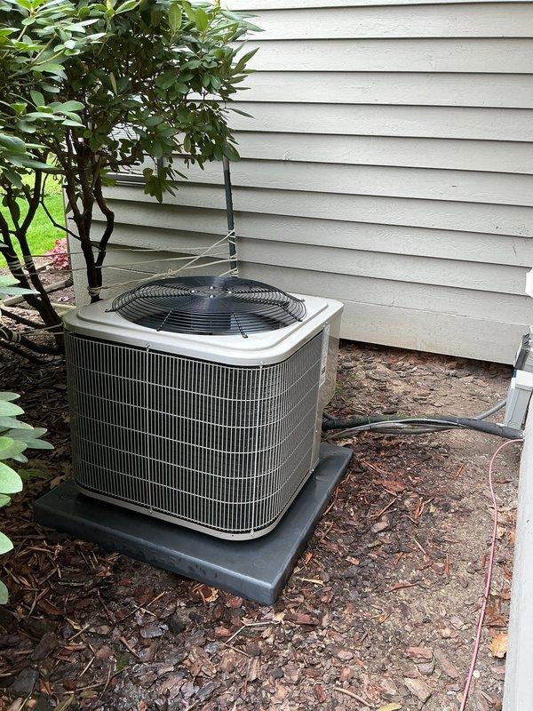 Completed annual cooling maintenance on residential outdoor condenser unit. Performed comprehensive system inspection, verified unit operation, checked refrigerant lines and electrical connections, and cleaned condenser coils. Unit found in good working condition with no issues identified.