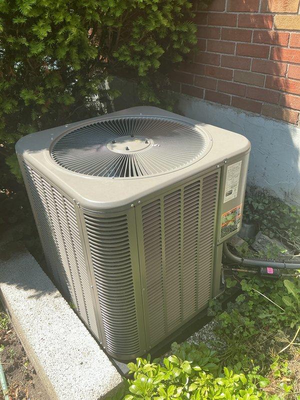 Completed scheduled Air Care Maintenance on residential split-system HVAC equipment. Performed comprehensive inspection and preventive maintenance on outdoor condensing unit and indoor Lennox furnace system, including cleaning, filter service, and operational testing to ensure optimal cooling performance for the upcoming season.