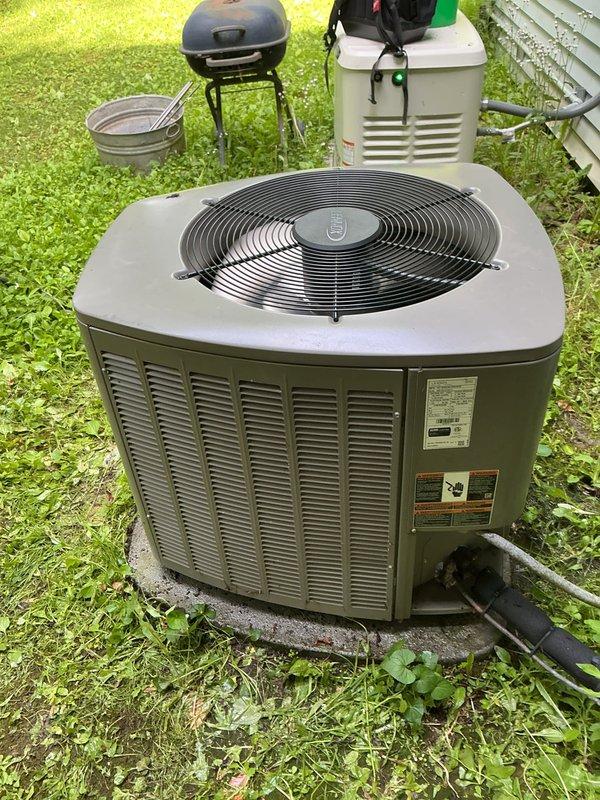 Completed scheduled Air Care Maintenance on residential air conditioning condenser unit. Performed comprehensive system inspection, replaced air filter and evaporator pad as part of recurring 5-year maintenance program. Unit operating within normal parameters upon completion of service.