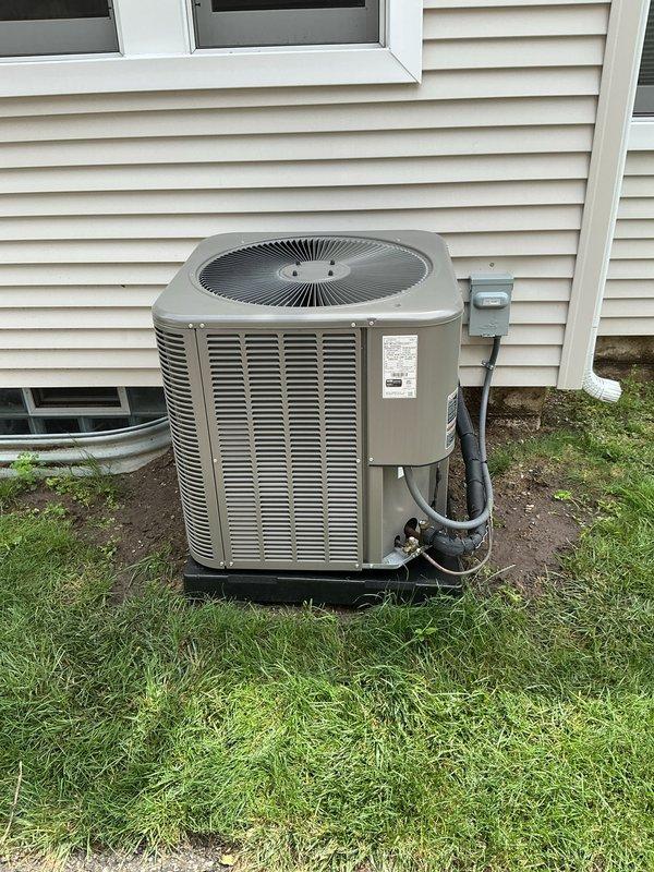 Completed routine Air Care Cooling maintenance on residential air conditioning system. Performed comprehensive ACM service including inspection of outdoor condenser unit, verification of proper airflow through louvers and fan grille, and installation of MERV 11 filter (HCF16-11). Unit operating within normal parameters with adequate clearance and no visible deficiencies noted.