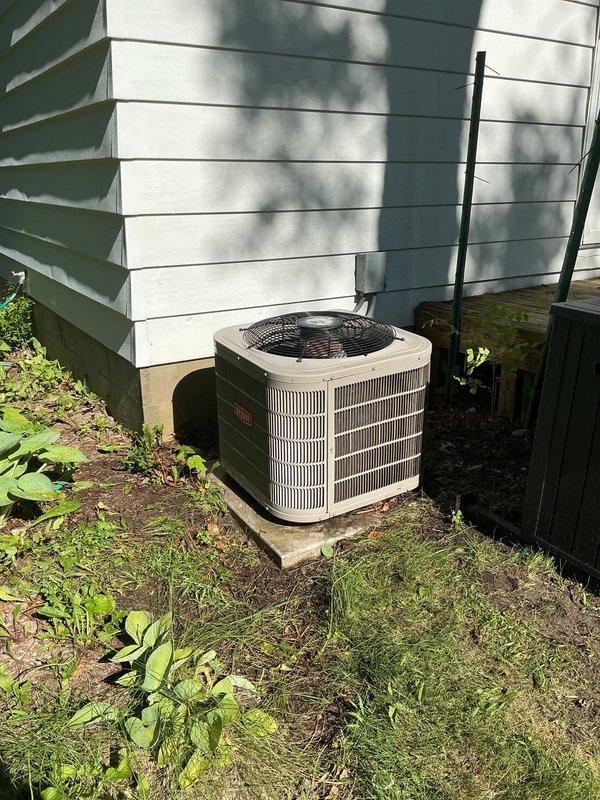 Completed annual cooling maintenance on Bryant residential air conditioning system. Performed comprehensive inspection of outdoor condenser unit, verified proper operation of all components, and documented equipment condition with photos. Unit found in satisfactory operating condition with no immediate service needs identified.