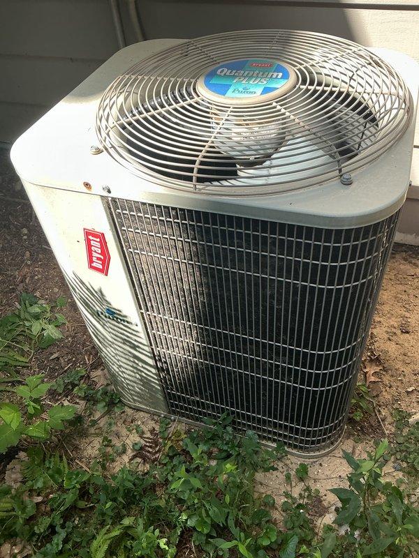 Completed scheduled maintenance on Bryant split-system air conditioning unit. Performed comprehensive AHC inspection, replaced air filter and evaporator coil pad per maintenance protocol. System operating properly with thermostat displaying 74°F in cooling mode at time of service completion.