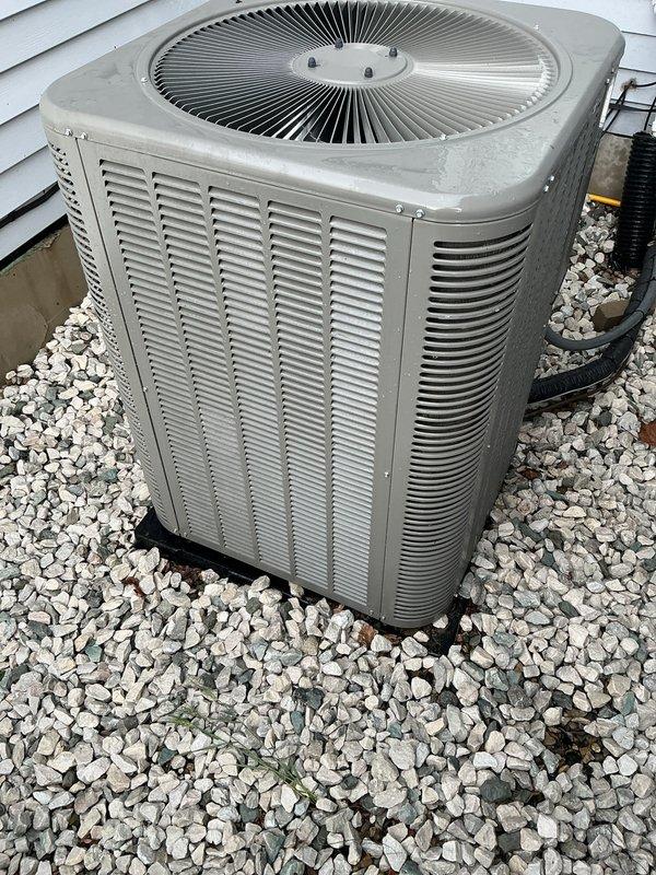 Completed scheduled Air Care Maintenance on residential cooling system. Performed comprehensive inspection of outdoor condenser unit, verified proper operation of fan motor and compressor, and replaced air filter per recurring maintenance protocol. Unit operating within normal parameters with no issues identified.