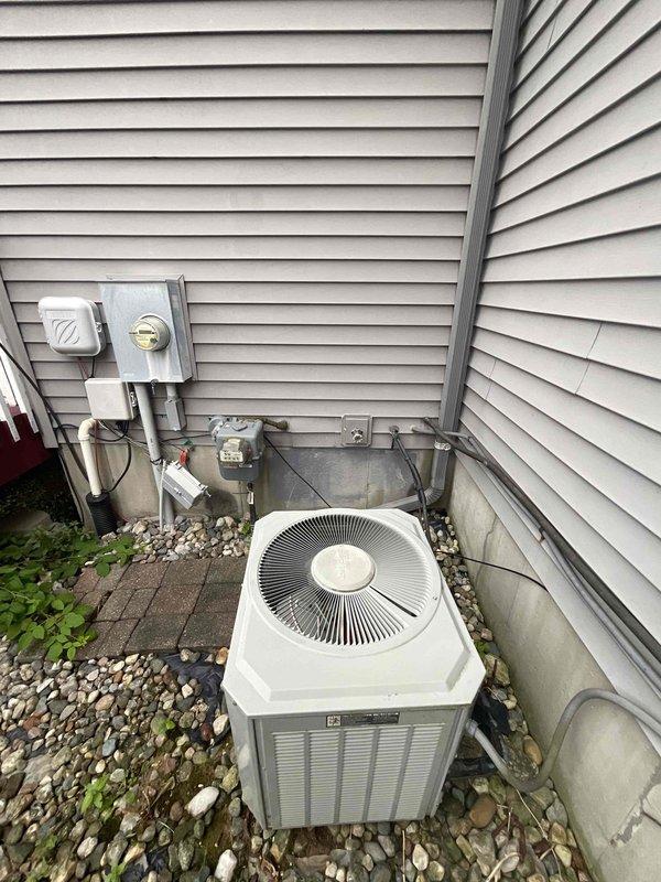 Conducted on-site evaluation for replacement of existing Bradford White 40-gallon residential gas water heater. Assessed current unit condition, venting configuration, gas line connections, and water supply piping. Documented installation location and existing equipment specifications to determine proper replacement unit sizing and installation requirements. Provided comprehensive estimate for complete water heater replacement including removal and disposal of old unit, procurement of new equipment, and professional installation with all necessary connections and code-compliant configuration.