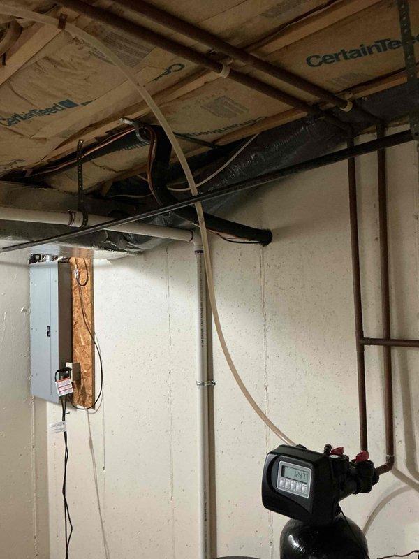 Completed installation of 2.5 ton air conditioning unit in right side yard as mechanical equipment replacement. Reconnected all electrical and refrigerant lines to existing system infrastructure, installed 1/2 inch electrical whip with 25 amp circuit, and verified proper operation of condensing unit with existing indoor components.