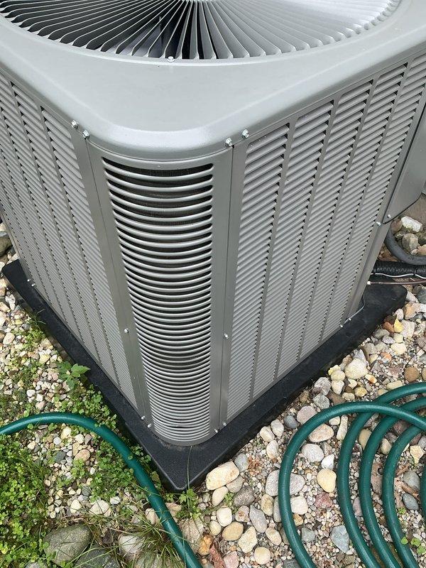 Completed Air Care Maintenance on residential cooling system. Performed comprehensive inspection of outdoor condenser unit, verified proper operation of fan assembly and airflow through louvered panels. Checked ecobee smart thermostat functionality, confirmed temperature control settings and humidity monitoring at 62%. System operating efficiently with temperature maintaining setpoint of 73°F and programmed schedule functioning correctly.