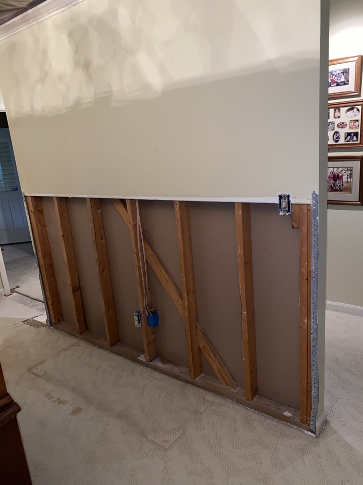 Wetumpka, AL - Water Damage Restoration in Wetumpka, AL | Protek assisting with repairs from AC unit leak Wetumpka, AL - Water Damage Restoration in Wetumpka, AL | Protek assisting with repairs from AC unit leak