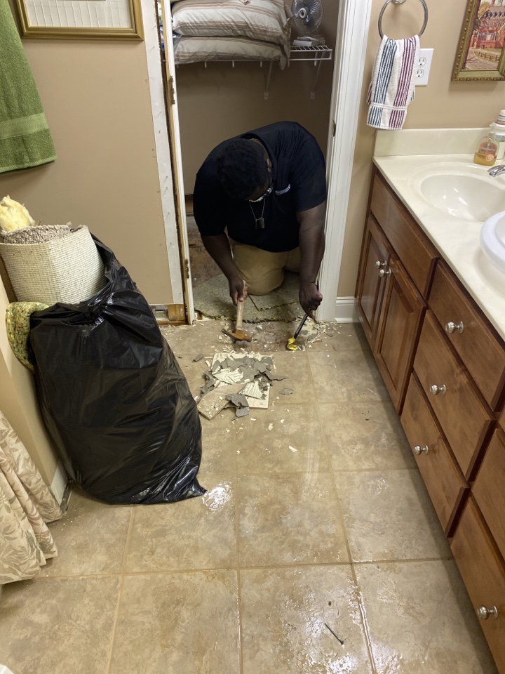 Water Damage Restoration Montgomery, AL | Protek is in Montgomery today performing a water mitigation