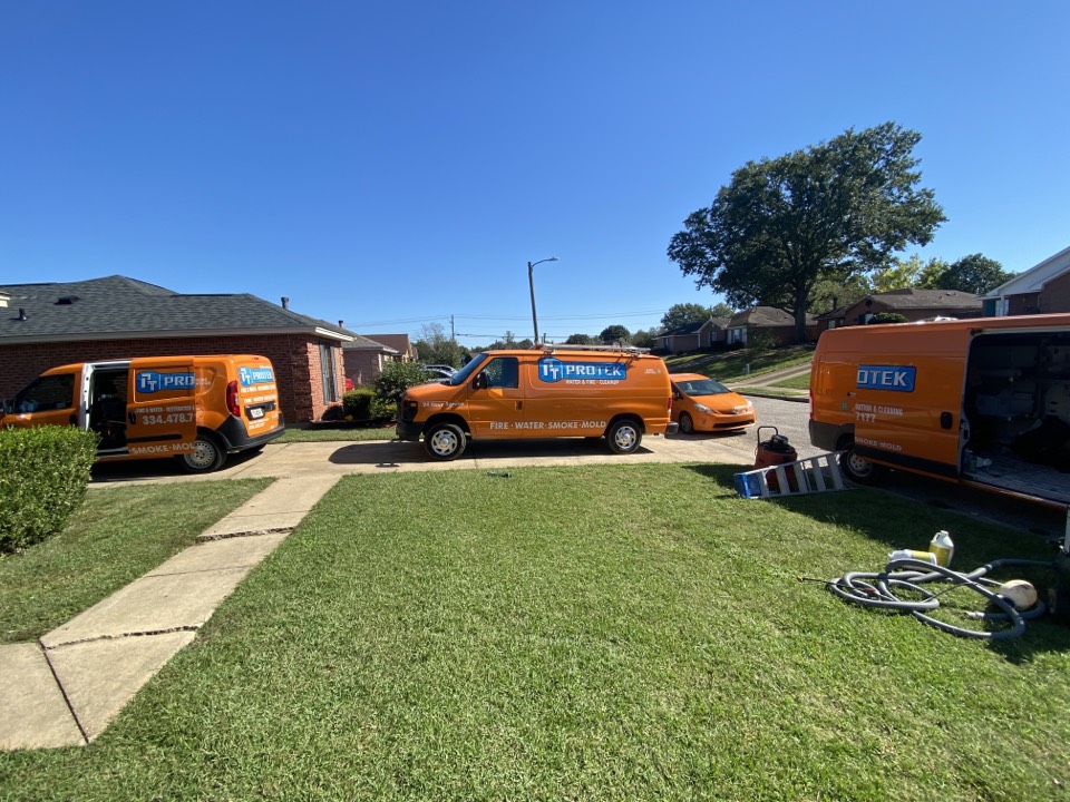 Protek on site in Montgomery doing another fire restoration for this house fire - cleaning, fire deodorizing, house cleaning, duct cleaning, repairs as well as water mitigation, water damage, water dry out 