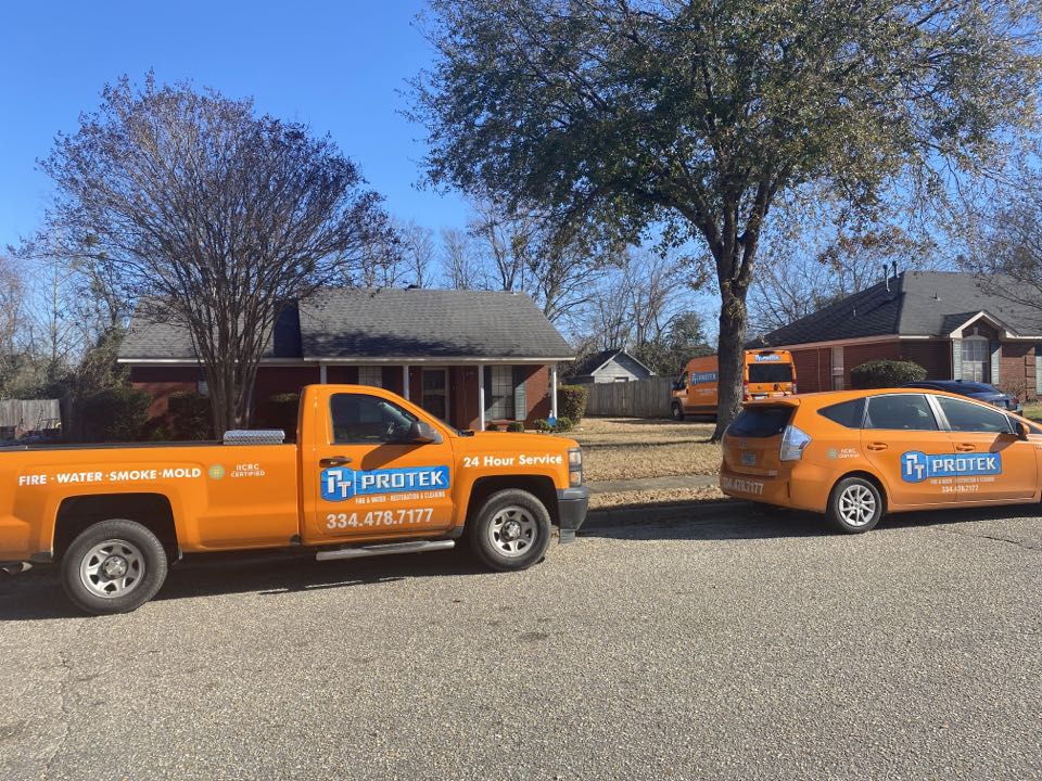 Montgomery, AL - Protek on site with another water damage in Montgomery AL - flooded house from a burst pipe. Montgomery, AL - Protek on site with another water damage in Montgomery AL - flooded house from a burst pipe.