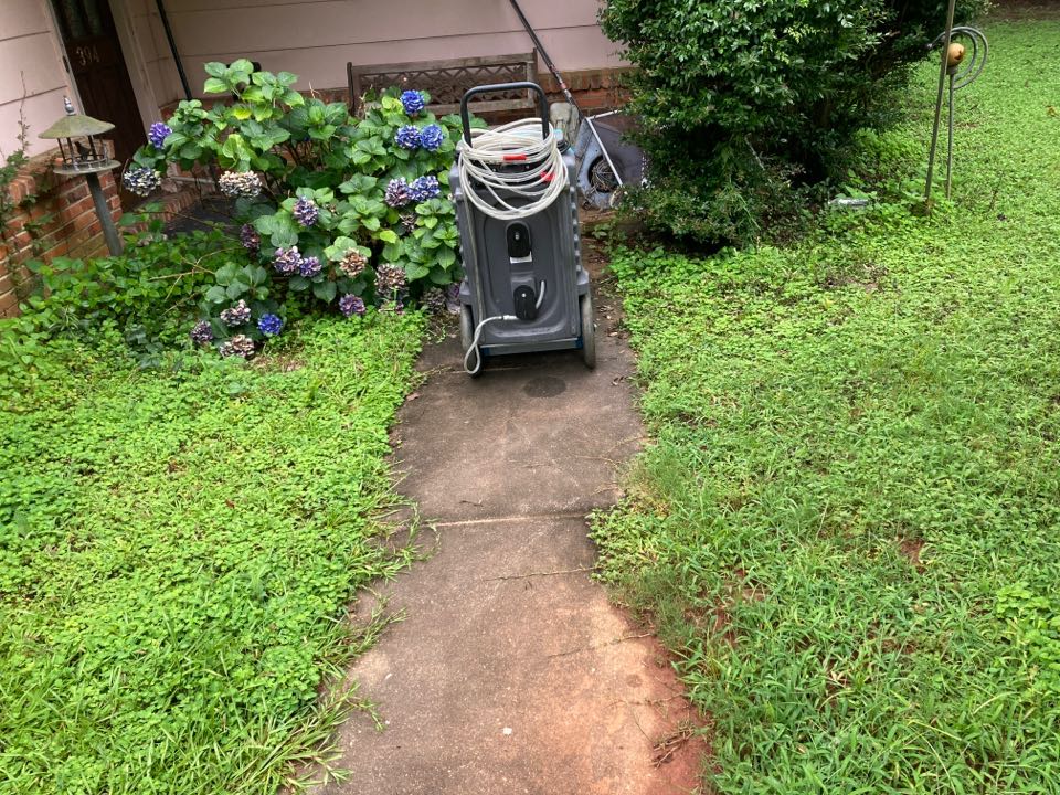 Millbrook, AL - Protek picking up equipment from a water mitigation for a satisfied customer in Millbrook. Millbrook, AL - Protek picking up equipment from a water mitigation for a satisfied customer in Millbrook.