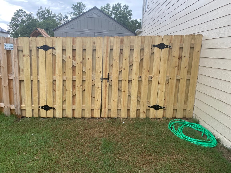 Protek Restoration came into Calera with a house that was hit by a storm and ripped its fence down and replaced the fence with a new one. Even added a man gate in the back of the fence! 