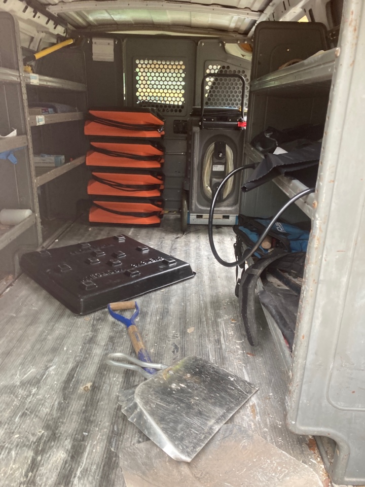Wetumpka, AL - Protek picking up equipment from a water mitigation for a satisfied customer in Wetumpka. Wetumpka, AL - Protek picking up equipment from a water mitigation for a satisfied customer in Wetumpka.