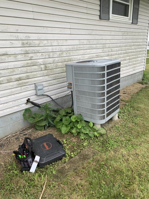 Lockbourne, OH - I completed a diagnostic service call on an air conditioner. I determined that the capacitor needed to be replaced as well as the unit needing to be cleaned. I went over options with the customer. Customer opted to replace capacitor, I cycled and everything is cooling properly. Lockbourne, OH - I completed a diagnostic service call on an air conditioner. I determined that the capacitor needed to be replaced as well as the unit needing to be cleaned. I went over options with the customer. Customer opted to replace capacitor, I cycled and everything is cooling properly.