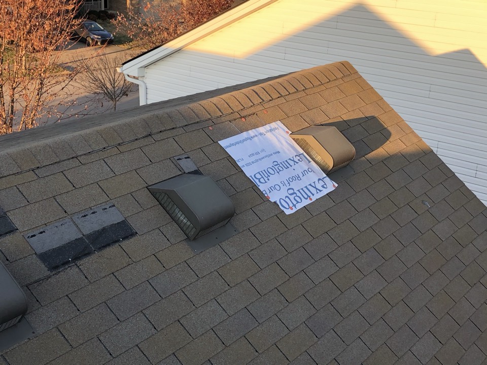 Lexington, KY -
Free roof inspection from top rated number one roofing contractor and roofing company in the Lexington and Versailles and Richmond and Nicholasville area! Homeowner has damage to their roof and shingles due to wind and or hail from recent storms and severe weather. Filing claim with insurance carrier to get insurance to pay for and buy a new roof for happy homeowners.
Lexington, KY -
Free roof inspection from top rated number one roofing contractor and roofing company in the Lexington and Versailles and Richmond and Nicholasville area! Homeowner has damage to their roof and shingles due to wind and or hail from recent storms and severe weather. Filing claim with insurance carrier to get insurance to pay for and buy a new roof for happy homeowners.