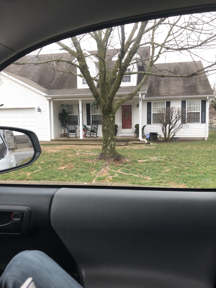 Versailles, KY -
Free roof inspection from top rated number one roofing contractor and roofing company in the Lexington and Versailles and Richmond and Nicholasville area! Homeowner has damage to their roof and shingles due to wind and or hail from recent storms and severe weather. Filing claim with insurance carrier to get insurance to pay for and buy a new roof for happy homeowners.
Versailles, KY -
Free roof inspection from top rated number one roofing contractor and roofing company in the Lexington and Versailles and Richmond and Nicholasville area! Homeowner has damage to their roof and shingles due to wind and or hail from recent storms and severe weather. Filing claim with insurance carrier to get insurance to pay for and buy a new roof for happy homeowners.