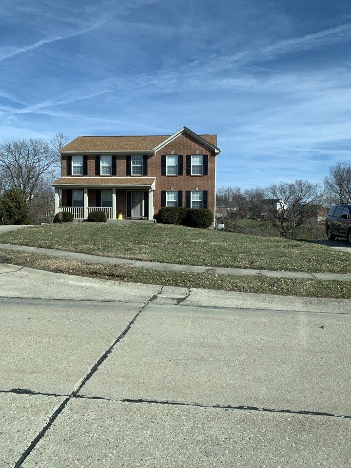 Florence, KY - Lexington Blue independent contractors and professional roofers completing free roof inspection and gaf, Owens Corning and certainteed shingle inspection with insurance claims assistance in Florence, Erlanger, Elsmere, Burlington, Covington, Union and Cincinnati Florence, KY - Lexington Blue independent contractors and professional roofers completing free roof inspection and gaf, Owens Corning and certainteed shingle inspection with insurance claims assistance in Florence, Erlanger, Elsmere, Burlington, Covington, Union and Cincinnati