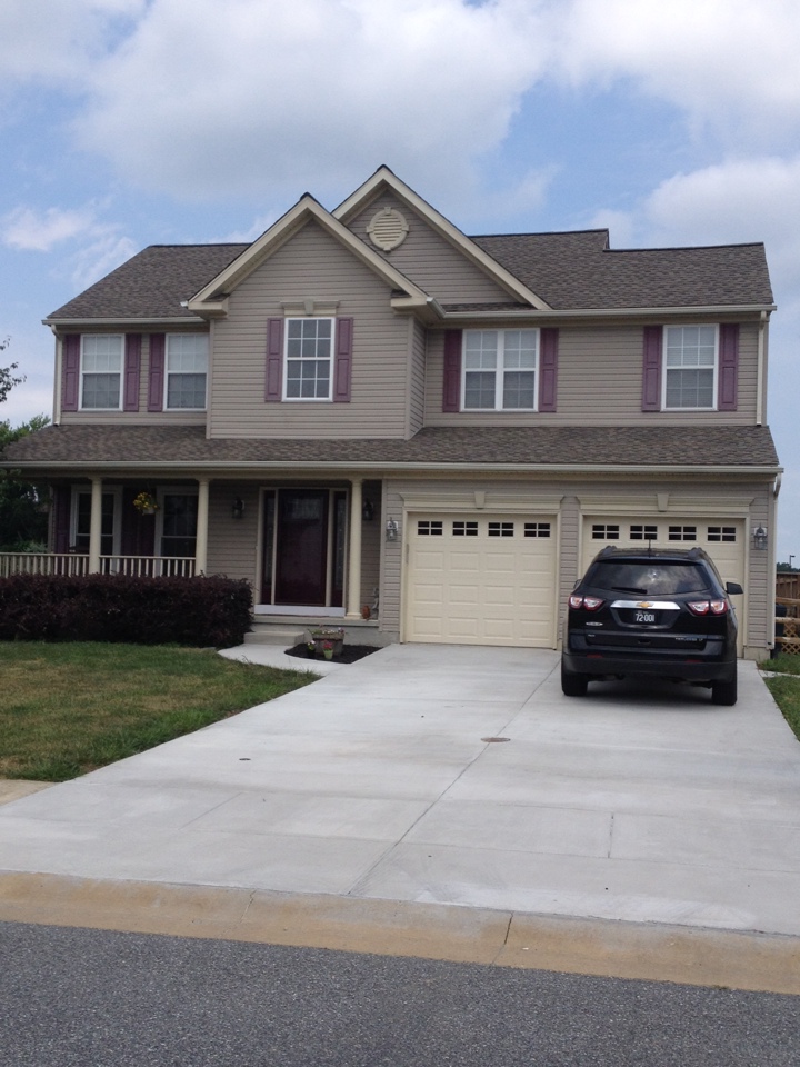 Townsend, DE - GAF Timberline H D shingles color Weathered Wood with Sno Country ridge vent Townsend, DE - GAF Timberline H D shingles color Weathered Wood with Sno Country ridge vent