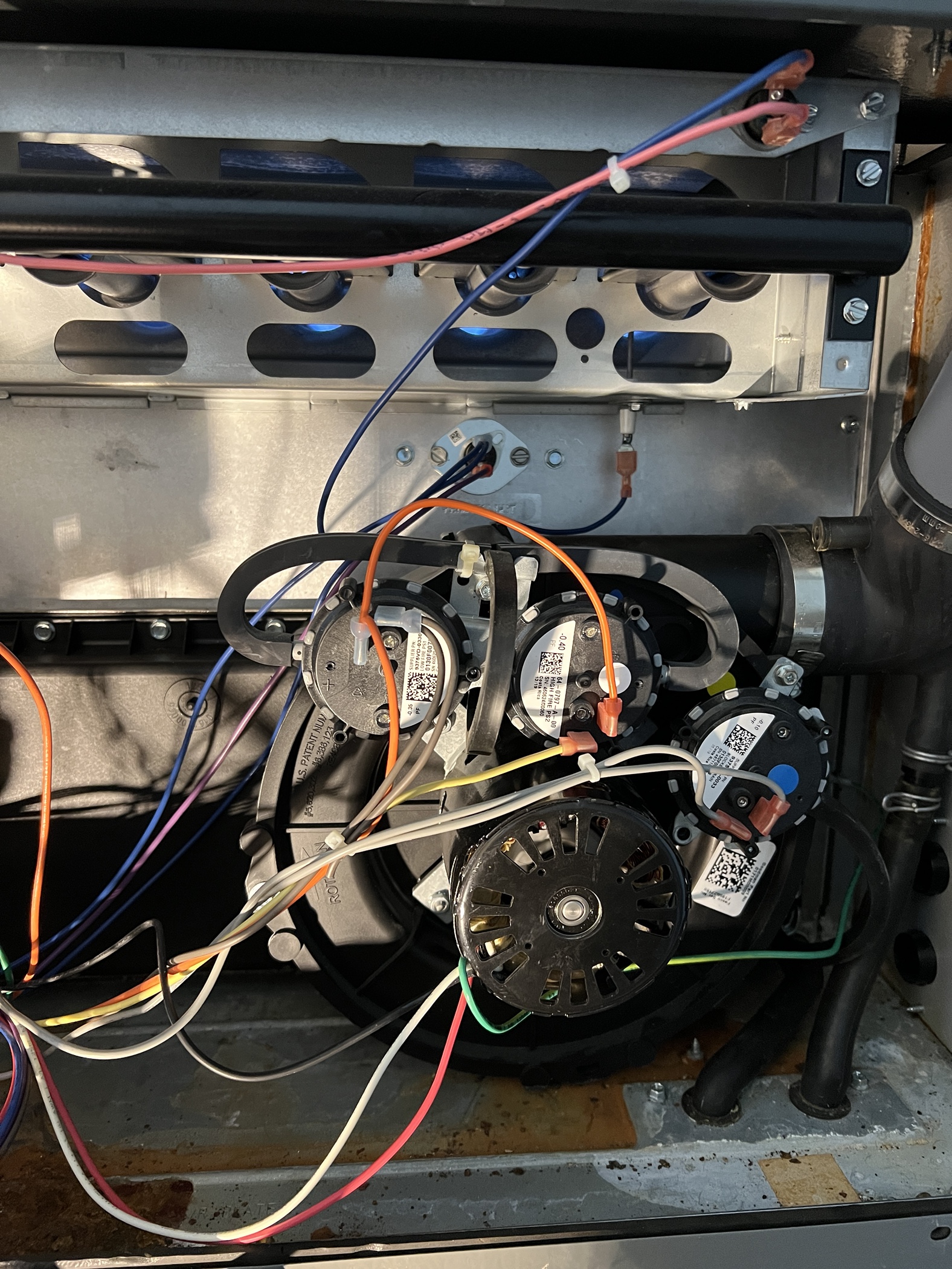 Cx said he gonna noticed for a day for any water leak then he will paying 