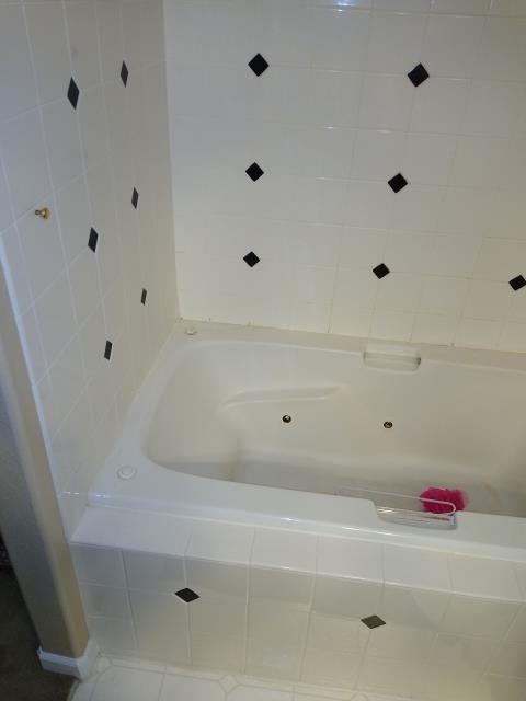 Parker, CO - Before photo of a tub/shower combo. Will be installing a new Kohler Shower! Parker, CO - Before photo of a tub/shower combo. Will be installing a new Kohler Shower!