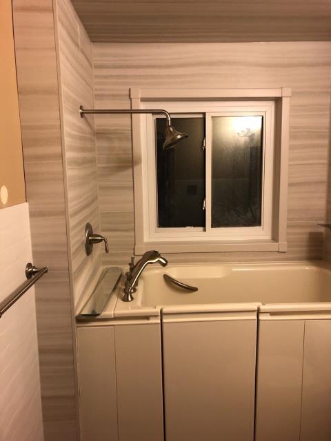 Denver, CO - After photo of Kohler Walk-In Bath/ Shower in Biscuit with Veincut Dune walls and Brush Nickel hardware! Denver, CO - After photo of Kohler Walk-In Bath/ Shower in Biscuit with Veincut Dune walls and Brush Nickel hardware!