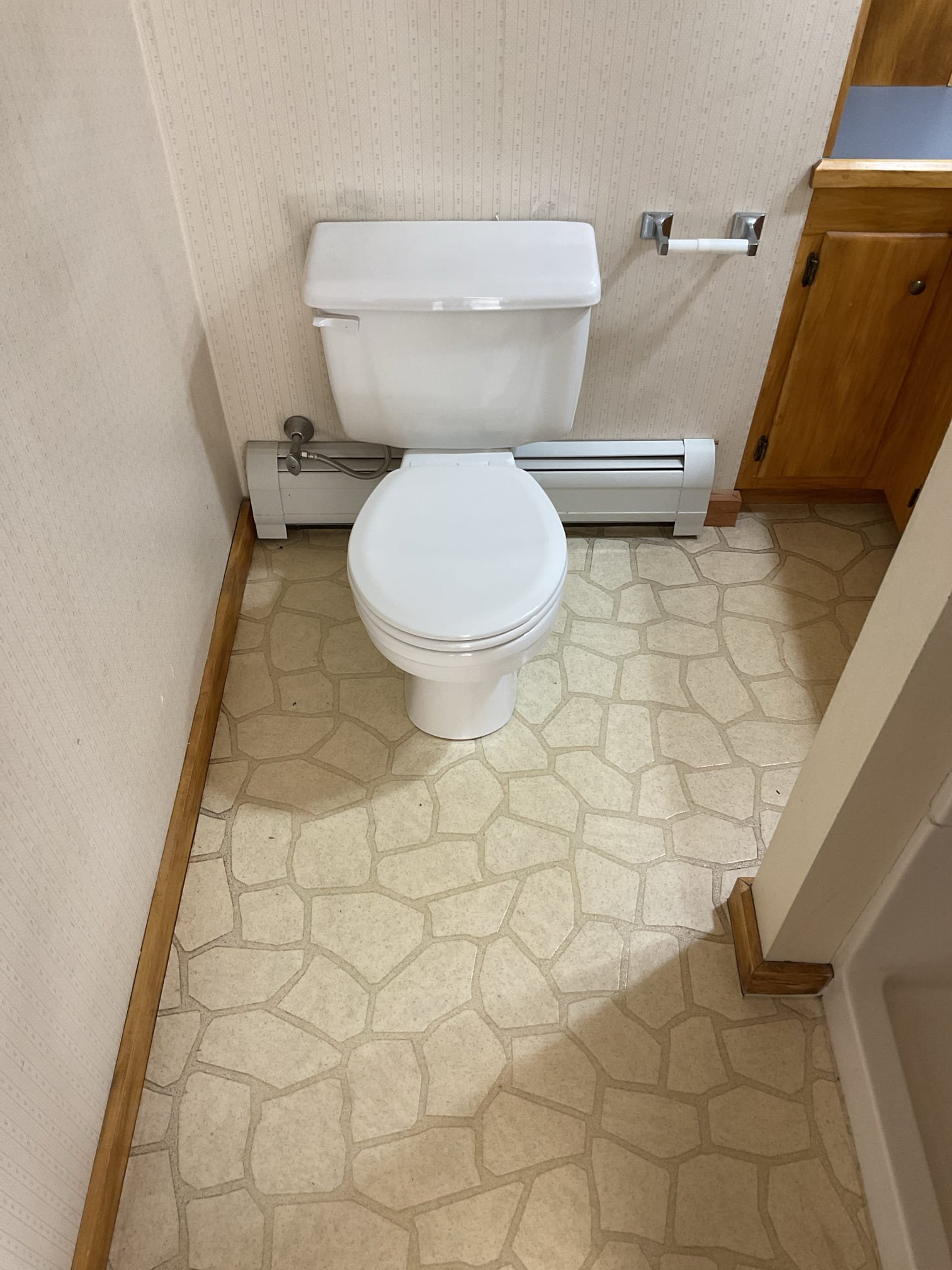 Service Performed:
	•	Responded to service call to remove toilet in preparation for upcoming flooring installation.
	•	Toilet was successfully pulled and removed.
	•	Customer is unsure of flooring completion timeline at this time.

Next Steps:
	•	Will schedule a return visit to reinstall (reset) toilet once flooring work is complete.
	•	Customer to contact us when ready for reinstallation.

We returned on November 4 to reinstall the toilet. After installation, we tested the operation, and everything is functioning properly with no leaks present. The invoice will be emailed to the customer.