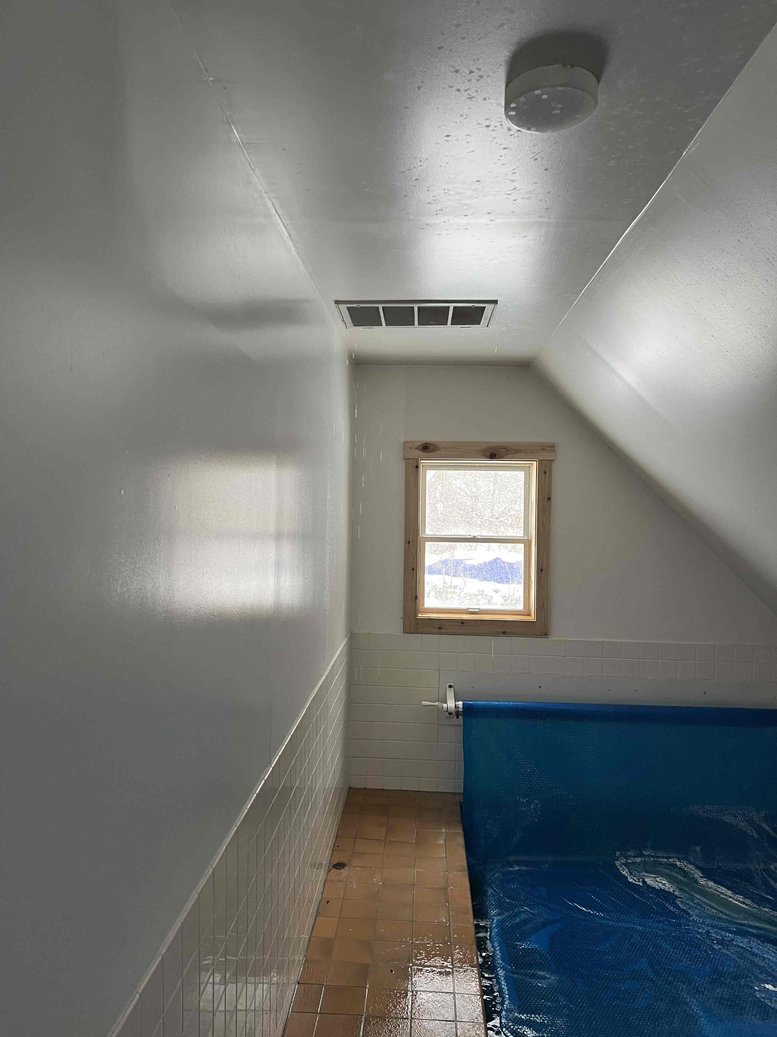 Arrived onsite to investigate a heating zone that had split from freezing. The heat pipes are buried in an exterior wall. I emailed them an estimate to abandon them and surface mount 3/4 heat pex.