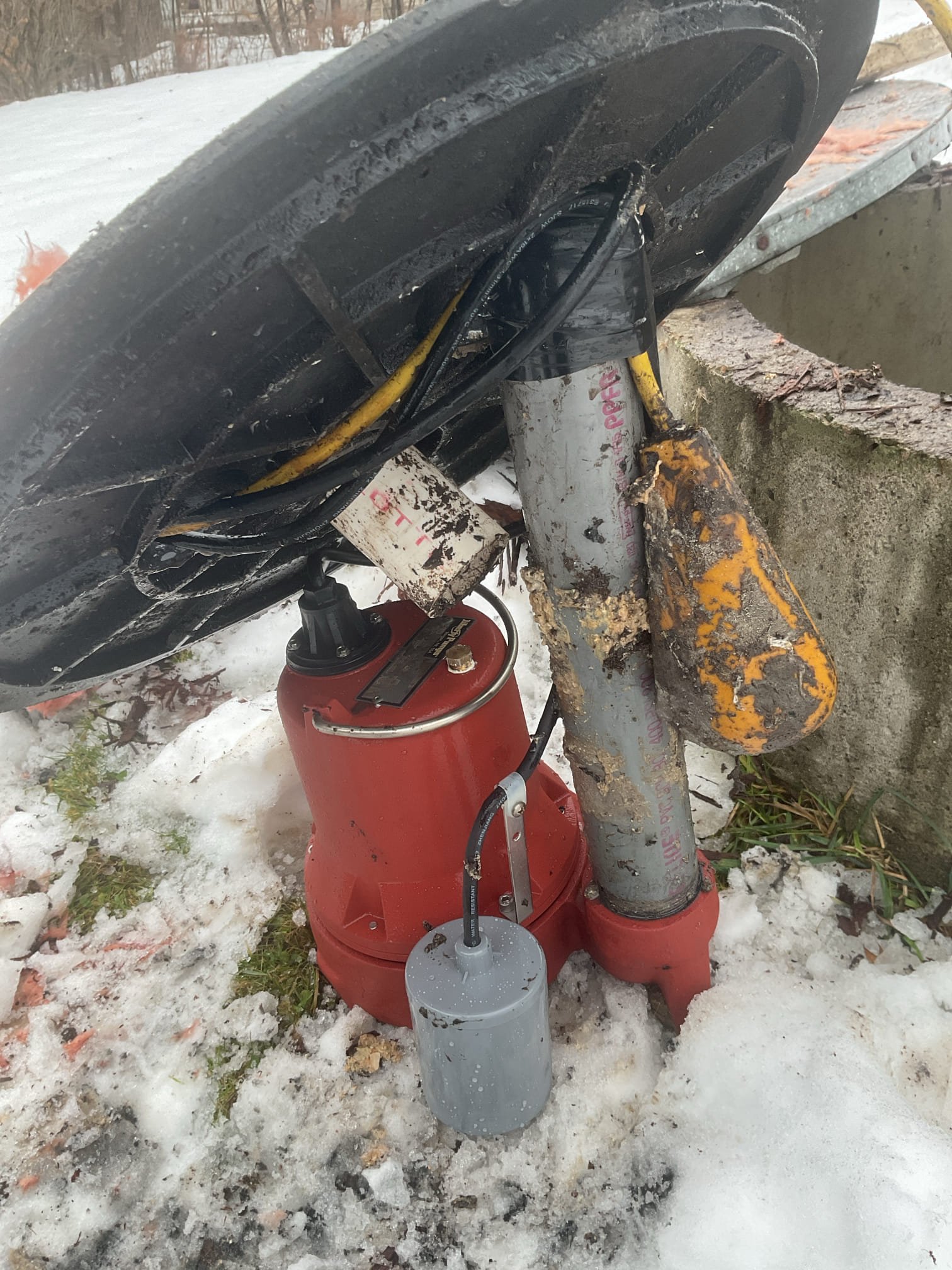 Service was performed in response to the homeowner reporting that the sewage tank alarm was actively sounding. Upon arrival, the sewage system was inspected and it was determined that the pump’s float switch, which controls the pump’s on and off operation, had failed. The homeowner advised that the existing pump was over 20 years old. Due to the age of the equipment and the failed float, it was recommended and approved to replace both the sewage pump and float assembly to ensure reliable system operation.

The existing sewage pump and float were removed, and a new pump and float assembly were installed. The sewage tank was properly resealed after installation. The system was then tested to confirm correct pump operation under normal conditions. Additional testing was performed by temporarily turning the pump off while running water to simulate a failure condition, verifying that the alarm system continued to operate as designed. All components responded properly during testing.