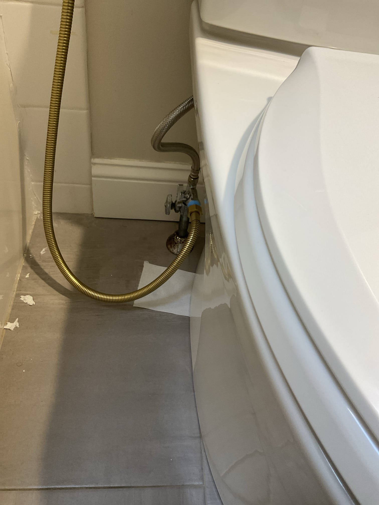 Upon arrival customer had a cracked toilet bowl. They got a parts warranty from Kohler and had a new bowl available. I removed the old toilet and disassembled it. I then put the tank on the new bowl and reinstalled the toilet. 

I thoroughly tested the toilet and found no leaks present at time of service. Toilet is working properly and flushing well. 