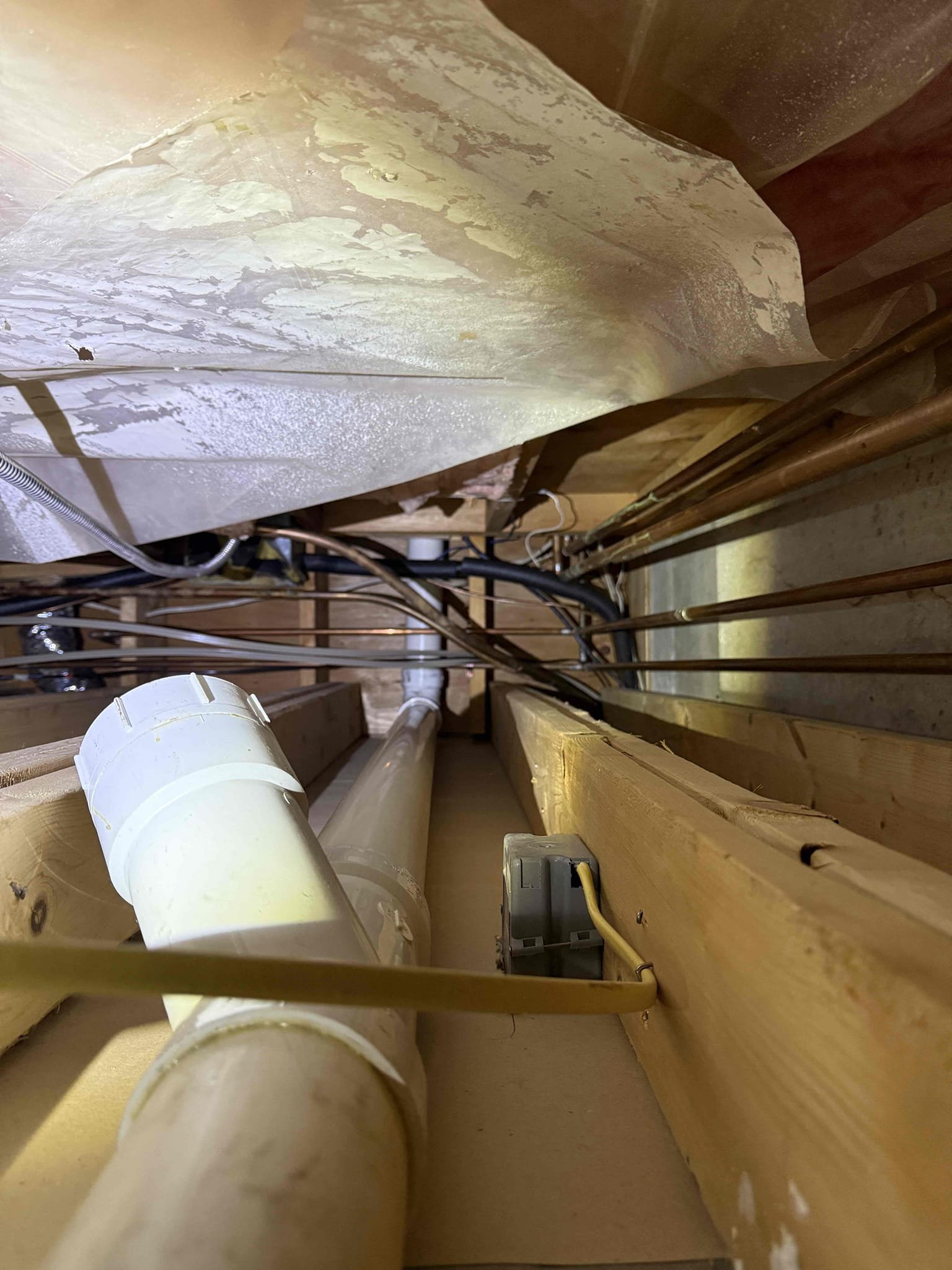 
The customer reported that the room referred to as the gym was not heating, with the room temperature measuring 29°F. Upon inspection, the zone relay control was found to be damaged due to water dripping onto the control, preventing it from supplying power to the circulator. As a result, the circulator was not operating and the zone became frozen, restricting water flow. Attempts were made to thaw the piping using a snap machine and by increasing system pressure; however, these efforts were unsuccessful. The customer was advised to raise the overall house temperature overnight. We will return the following day to reassess and determine if conditions have improved. All affected zones were shut off at this time