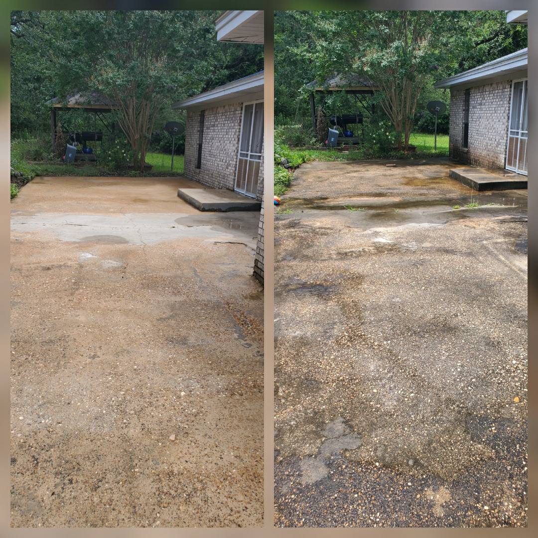 Prattville, AL - Patio pressure wash, softwash with a pretreat Prattville, AL - Patio pressure wash, softwash with a pretreat