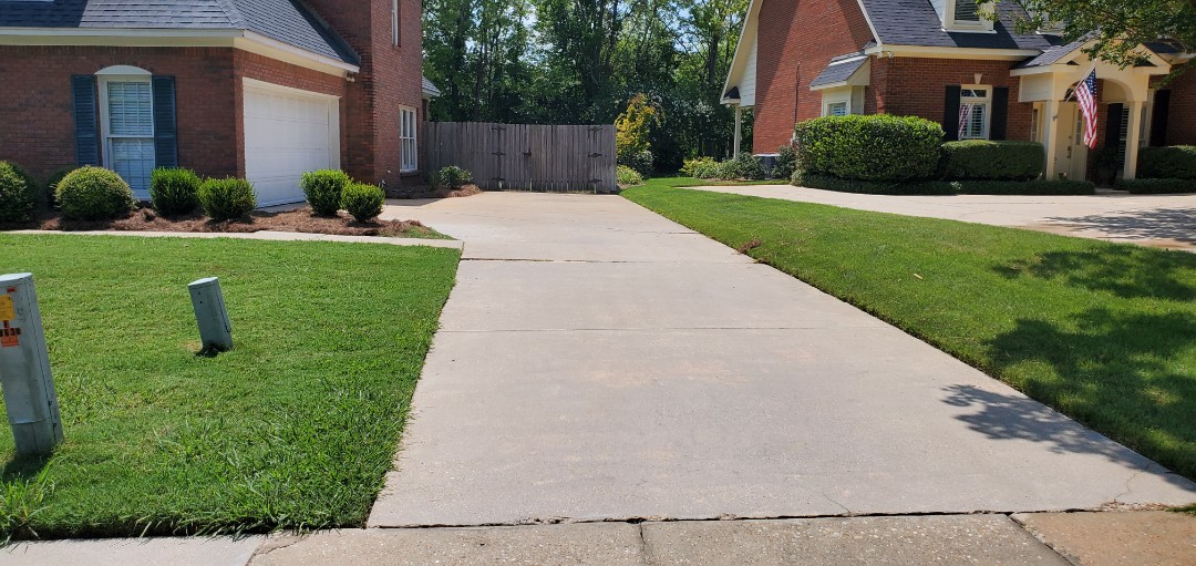 Montgomery, AL - Driveway cleaning Sturbridge montgomery Montgomery, AL - Driveway cleaning Sturbridge montgomery