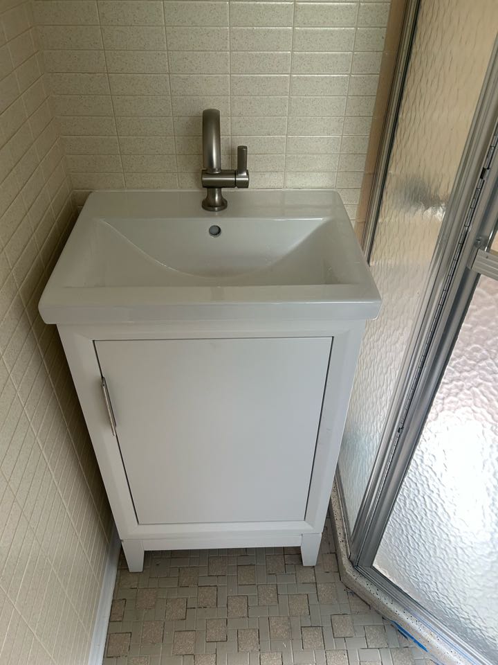 Toilet replacement and sink install in downers grove