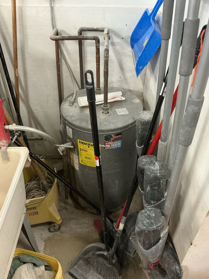 Water heater replacement estimate in Lisle